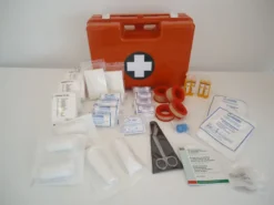 EHBO KOFFER SAN MEDI GEVULD