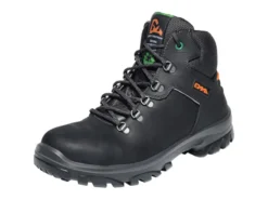 Emma HOGE SCHOEN AMAZONE XXD S3 SRC